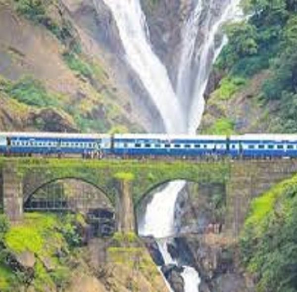 Dhudhsagar Waterfalls